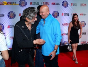 Bollywood movie Uunchai screening attended by Kangana Ranaut, Madhuri Dixit, Rani Mukerji and Isha Koppikar