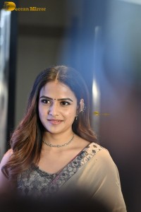 actress vaishnavi chaitanya pretty in salwar dress