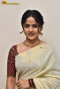 telugu actress Vaishnavi Chaitanya beautiful in a white saree