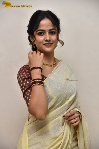 telugu actress Vaishnavi Chaitanya beautiful in a white saree