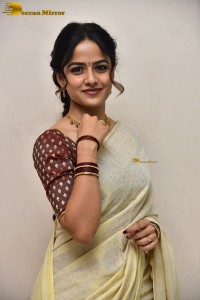 telugu actress Vaishnavi Chaitanya beautiful in a white saree