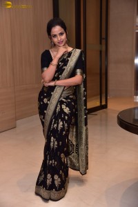 actress vaishnavi chaitanya sweet looks in a black saree