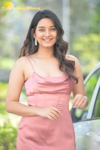 Actress Vaishnavi Patwardhan photoshoot in a Pink Dress