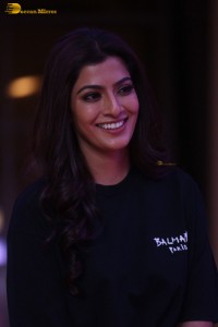 Indian actress varalaxmi sarathkumar in black t-shirt and denim jeans