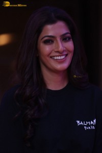 Indian actress varalaxmi sarathkumar in black t-shirt and denim jeans