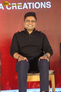 Varasudu Press Meet - attended by Jayasudha, Srikanth, Dil Raju and Vamshi Paidipally