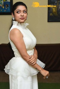 Telugu Heroine Varsha Bollamma Photoshoot
