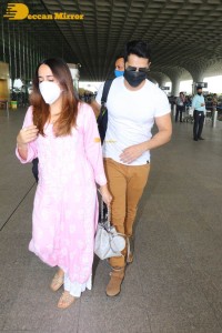 Actor Varun Dhawan spotted with his wife Natasha Dalal at Mumbai Airport