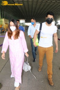 Actor Varun Dhawan spotted with his wife Natasha Dalal at Mumbai Airport
