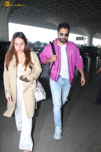 Actor Varun Dhawan was spotted with his wife Natasha at the Mumbai Airport on December 28, 2023