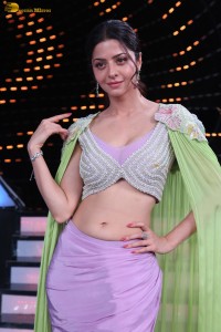 actress Vedhika gorgeous in a pink dress