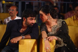 Veera Simha Reddy Pre-Release attended by Nandamuri Balakrishna, Shruti Haasan and Honey Rose