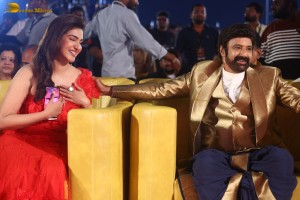 Veera Simha Reddy Pre-Release attended by Nandamuri Balakrishna, Shruti Haasan and Honey Rose