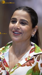 actress vidya balan cute in a colorful shirt