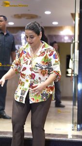 actress vidya balan cute in a colorful shirt
