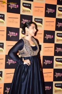 actress vidya balan gorgeous in a black salwar dress