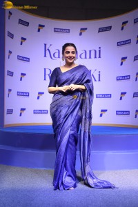 actress vidya balan cute in a blue saree