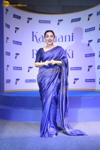 actress vidya balan cute in a blue saree