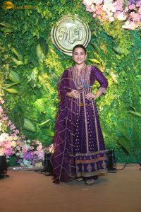 actress vidya balan dazzles in a purple salwar dress