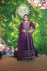 actress vidya balan dazzles in a purple salwar dress