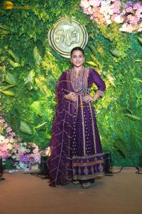 actress vidya balan dazzles in a purple salwar dress