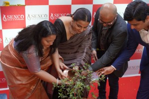 Vidya Balan launches Senco gold and diamonds store in mumbai