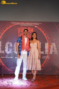 Hrithik Roshan gives dance performance at Alcoholia song launch from the film Vikram Vedha