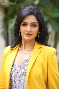 indian actress vimala raman hot photoshoot in a yellow dress