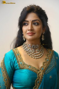 Indian actress vimala raman gorgeous looks in a blue lehenga choli