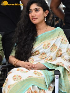 Virata Parvam team Sai Pallavi and Rana visit Visakhapatnam part one