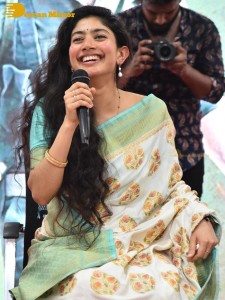 Virata Parvam team Sai Pallavi and Rana visit Visakhapatnam part one