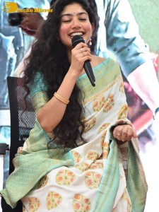 Virata Parvam team Sai Pallavi and Rana visit Visakhapatnam part one