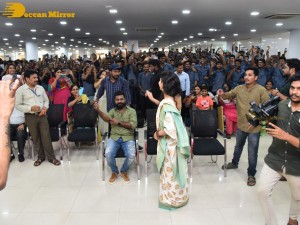 Virata Parvam team Sai Pallavi and Rana visit Visakhapatnam part one