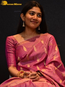 Sai Pallavi and Rana Daggubati in Vijayawada to promote their movie Virata Parvam