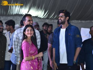 Sai Pallavi and Rana Daggubati in Vignan College to promote their movie Virata Parvam