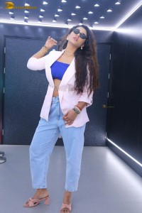 telugu actress vishnupriya bhimeneni photoshoot