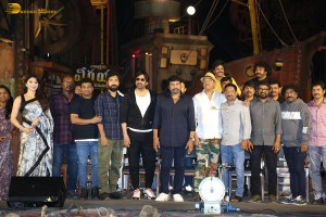 Chiranjeevi and Ravi Teja attend the Press Meet of the movie Waltair Veerayya