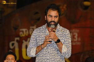 Chiranjeevi and Ravi Teja attend the Press Meet of the movie Waltair Veerayya