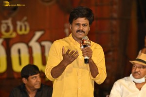 Chiranjeevi and Ravi Teja attend the Press Meet of the movie Waltair Veerayya