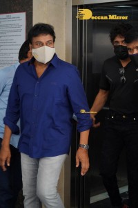 Chiranjeevi greets Nagarjuna and team for the movie Wild Dog