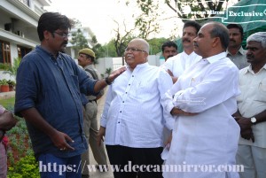 Late Chief Minister YSR meets top Telugu comedian Brahmanandam for a special movie project