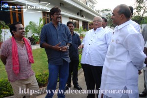 Late Chief Minister YSR meets top Telugu comedian Brahmanandam for a special movie project