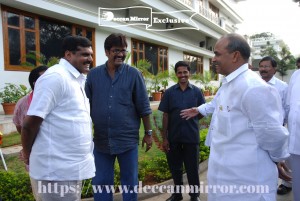 Late Chief Minister YSR meets top Telugu comedian Brahmanandam for a special movie project