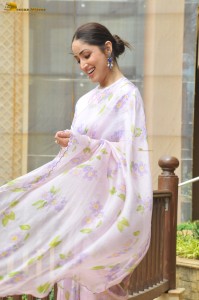 Indian actress yami gautam cute photoshoot in a saree
