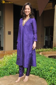 Indian actress yami gautam cute in a blue salwar dress