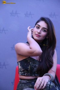 Indian actress yukti thareja glamorous photoshoot