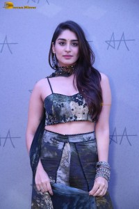 Indian actress yukti thareja glamorous photoshoot