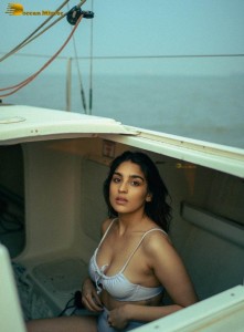 Indian Actress Yukti Thareja sexy photoshoot in a bikini