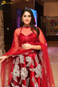 Indian actress yukti thareja pretty in a red lehenga choli