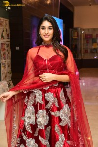 Indian actress yukti thareja pretty in a red lehenga choli